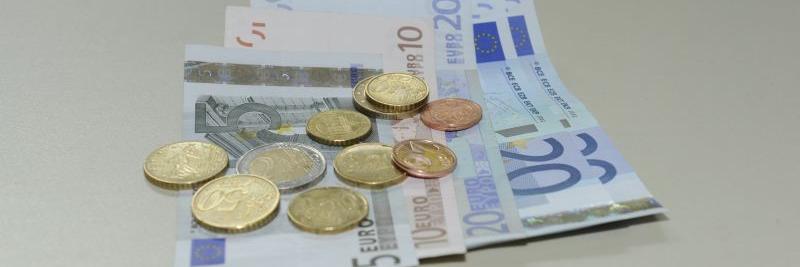 geld_euros_scheine_muenzen